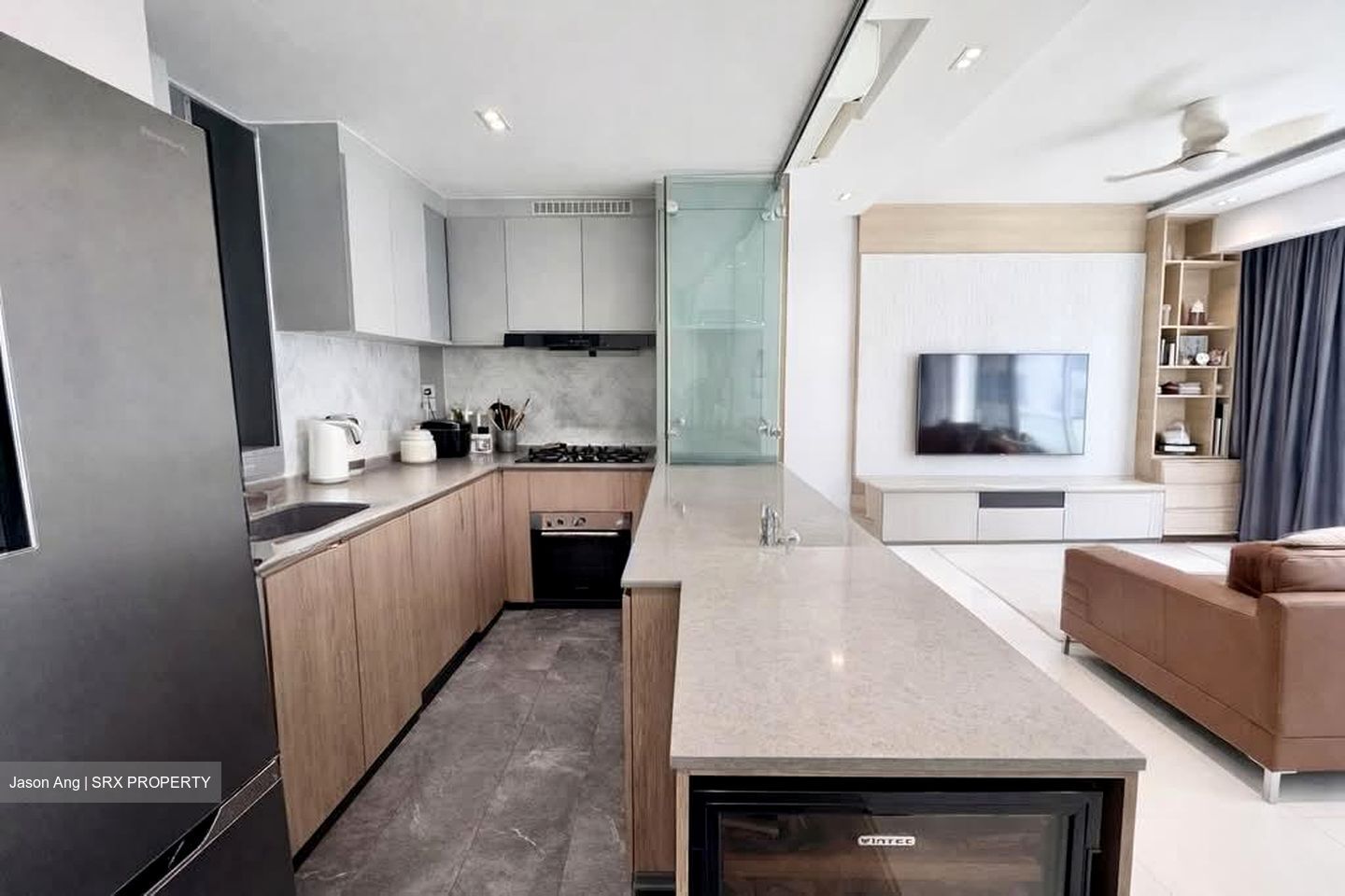 The Esta (D15), Condominium #527976881